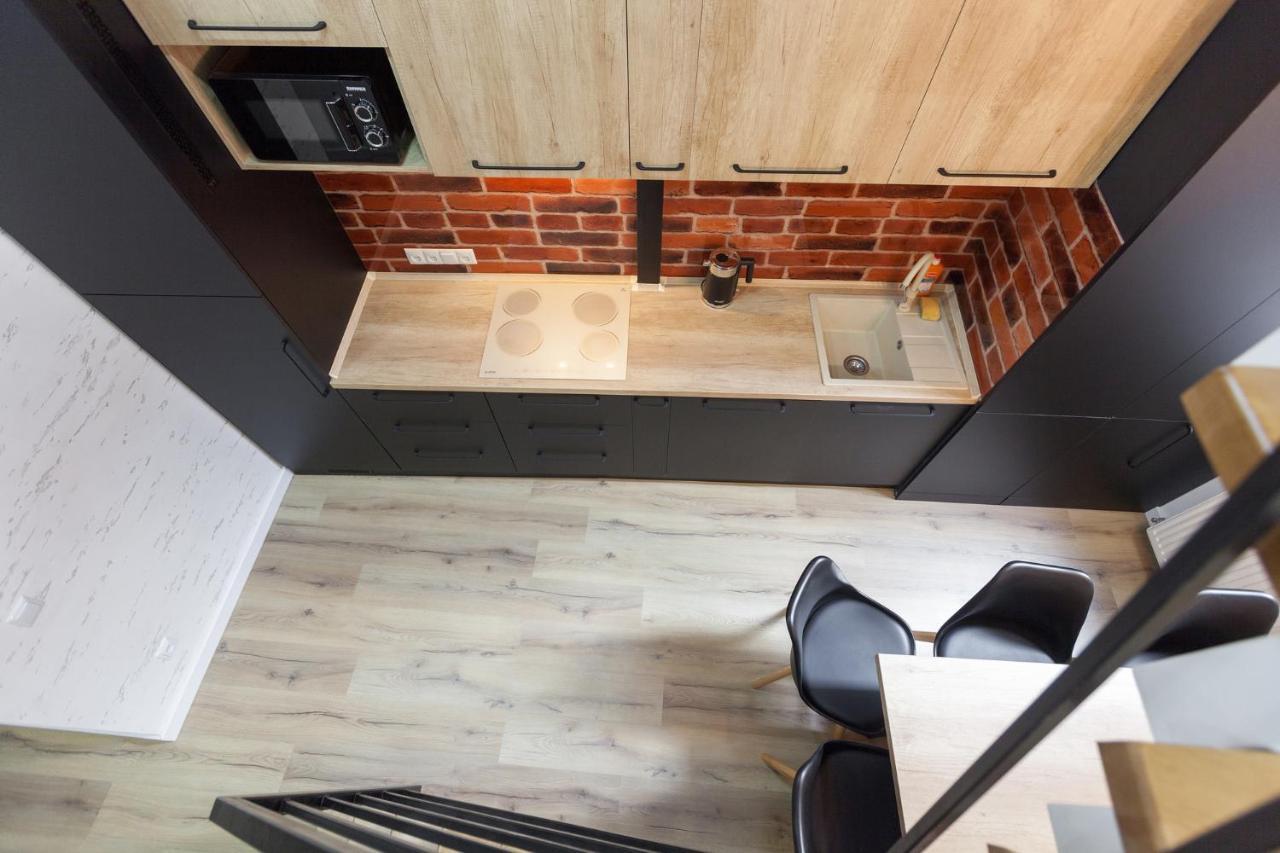 Leogrand Apartments On Khmelnytskoho 11 Lviv Bagian luar foto